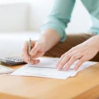 Caută şi compară tarifele pentru serviciile poştale sau calculează un tarif. Colete InternaÅ£ionale
