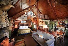 Search Results For Cozy Cabins Image 5669a18321eb45071aa06fbb Domino Cozy Cabin Decor Cabin Loft One Room Cabins