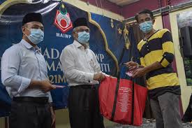 Impian gelandangan kl utk tahun baru 2019. Maiwp Santuni 41 Gelandangan Di Pusat Transit Kl Utusan Borneo Online