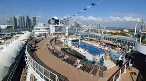 Msc seaside is designed specifically for the warm weather of the caribbean, featuring plenty of guests aboard the msc seaside can enjoy a variety of dining, bars and shopping venues along the. Msc Seaside So Feiert Florida Das Neueste Msc Flaggschiff Stern De
