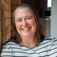 Tracy Huebner's Instagram, Twitter & Facebook