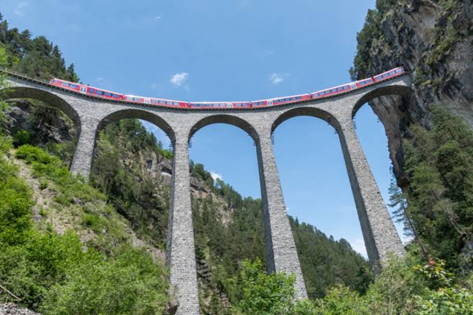 ランドバッサー橋 】 スイス ベルニナ鉄道 - Traveling 個人旅行を楽しむ
