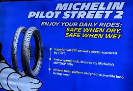 Scopri il pneumatico michelin pilot street: Michelin Motorcycle Tire 70 90 R14 Pilot Street 2 Lazada Ph