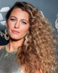 Long hair and big curls have been a staple of the hairstyling world since forever. 25 Easy Curly Hairstyles Long Medium And Short Curly Hair Ideas