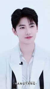 Yang Yang (楊洋) shoots a group of highlights of Valentino endorsement  posters.. Black suits and lights increase the charm index!🎉🎉🎉 楊洋(Yang  Yang)拍攝華倫天奴代言海報的一組花絮.....黑色西裝燈光下增加魅力指數!😍😆😘♥️🥰🥳🤩