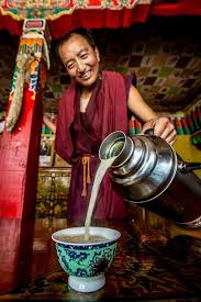 Le The Au Beurre Tibetain Un Delice Tibetan Food Butter Tea Tibet
