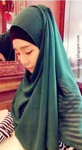 Born felixia yeap chin yee; Siapa Felixia Yeap