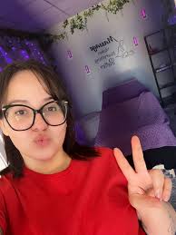 Good morning and happy August! This is your sign to book that massage  session🫶🏼 #treatyourself