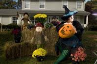 Frightfully helpful: Halloween helps businesses,charity raise funds