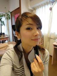 18歳に見える48歳 水谷雅子のたるみゼロな小顔は 毎日3 5分の で出来ていた 水谷雅子 ジャパニーズビューティー 美髪
