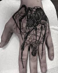 Tatuajes En La Mano Disenos Que Encajan De Forma Perfecta
