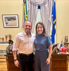Fabinho Lisandro | Hoje estive no Palácio do Campo das Princesas, a convite da Governadora Raquel Lyra, para nossa primeira reunião após a eleição. 🫱🏻‍🫲🏼 Foi... | Instagram