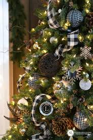 Black And White Plaid Buffalo Check Christmas Tree 2015 Michaels Dream Tree Challenge Bystephanielynn Christmas Tree Decorations Christmas Decorations Rustic Christmas Tree Themes
