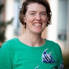 Ellen Bingham's Instagram, Twitter & Facebook