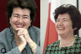 Robert Piech 🇵🇱 (@RobertPiech)