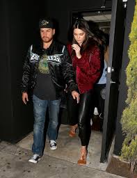 Kendall jenner was seen kissing jordan clarkson outside a club in hollywoodcredit: Jordan Clarkson Kendall Jenner Photos Kendall Jenner Photos Jenner Photos Kendall Jenner