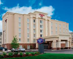 The hampton inn london, ontario hotel is located near highway 401 two hours west of toronto and two hours east of detroit. Hampton Inn By Hilton London Ontario Home Facebook