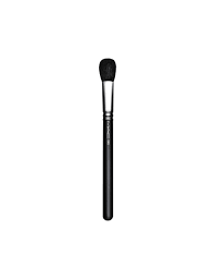 mac 109s small contour brush makeup