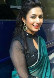 Ekta kapoor and divyanka tripathi. Pin By Ponnan Jegadeeswari On A Yhm Blouse Design Models Stylish Blouse Design Fashion Blouse Design