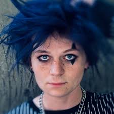 Christopher Hiett's Instagram, Twitter & Facebook