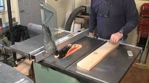 How To Use A Table Saw For Beginners Beginner Woodworking Projects Learn Woodworking Woodworking Saws