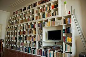 View in gallery etagère murale design en 33 modèles surprenants | 1/33. Inspiration The Mega Ikea Stacked Shelving System Bibliotheque Ikea Maison Mur De Bibliotheque