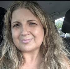 Mi felt a warm wind touch mi face- the wind was comforting to mi- the wind  was scented by Jasmine- an the Lord's sweet ecstasy. Mi heard a faint  whisper- the whisper