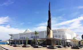 The raja haji fisabilillah mosque or cyberjaya mosque is a principal mosque in cyberjaya, sepang, selangor, malaysia. Umno Online Na Tviteru Lihat Masjid Raja Haji Fisabilillah Cyberjaya Pertama Dlm Negara Terima Gred Tertinggi Gbi Indeks Bangunan Hijau Http T Co Yrszsvsztn