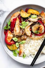 Add the mushrooms and mangetout and return the. Easy Low Carb Keto Stir Fry 95 9 The Fish Oc Ca