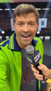 My 11-year old daughter, Maison, digitally touched up @taylorswift