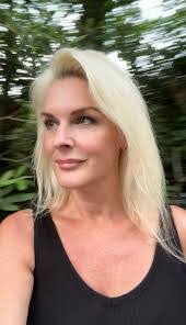 Stella Lawrence's Instagram, Twitter & Facebook