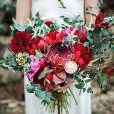 Unlike ranunculus, hydrangea is a well known flower type. Wedding Flowers Bouquets Flower Bouquet Wedding Wedding Bouquets Natural Bouquet Wedding