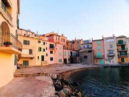 Les Dernieres Lueurs Saint Tropez Hellolaroux Saint Tropez Tour Du Monde Cote D Azur