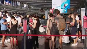 Nsw covid hotspots and map; Coronavirus Nsw Long Lines At Sydney Airport After Northern Beaches Cluster