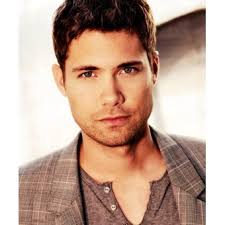 Demi Lovato & Joe Jonas Radio playing