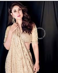 Kareenakapoor Hashtag On Instagram Photos And Videos Fashion Bollywood Fashion Indian Celebrities