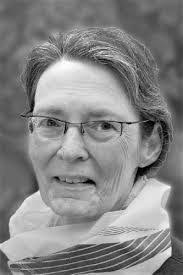 Leslie Newberry's Instagram, Twitter & Facebook