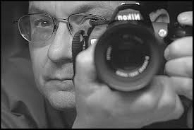 Photographs of Les Paul Through The Lens of Chris Lentz