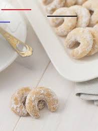 Henrie, since you like sweets, check out my soda cracker cookie recipe! Mexican Wedding Cookies Paula Deen Mexicanweddingcookies A Delicate And Sweet Cookie Rolled In Powdered Sugar