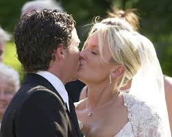 Actress and socialite davinia taylor is starting a new chapter in her life after losing custody of her the former alcoholic conceived her first child via ivf but is keeping quiet about the identity of the dad. Former Hollyoaks Star Davinia Taylor On How Running Helped Beat Her Demons After Crippling Battle With Post Natal Depression And Losing Custody Of Son Grey 10 To David Beckham S Best Friend