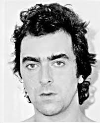 Suzy Lamplugh news: Police dig up garden in search of missing woman.