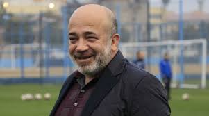 İlaç dağıtım alanında faaliyet gösteren hedef aliance'da uzun yıllar satınalma ve satış direktörlüğü görevini yürüttü. A Demirspor Baskani Sancak Istifa Etti