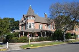 Reds and browns, for instance, were derived from ferric oxides. Modern Vs Vintage House Paint Colors