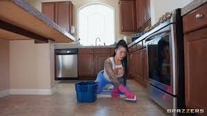 Lacey Jayne is a free use maid for anal pleasure (🔥 Lacey Jayne, Mick Blue  in ⚡ Brazzers)