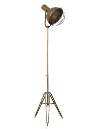 The modernist attitude is characterized by pushing boundaries, a commitment to moving forward and exploring possibility. Dreibeinige Robuste Stehlampe Aus Bronze Light Living Kyan Vivaleuchten De