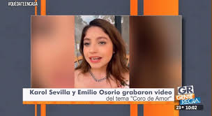 Emilio osorio confirma noviazgo con karol sevilla y su primer beso lo hacen tiktok ambos cantantes compartieron a través de sus respectivas redes sociales, un video en el que aparece junto al hijo de niurka muy acaramelados y dándose un lindo beso Gente Regia Karol Sevilla Y Emilio Osorio Grabaron Video Del Tema Coro De Amor Televisamonterrey Genteregia Quedateencasa Facebook