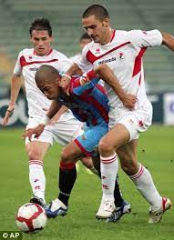 Lindur më 16 shkurt 1988) është një futbollist profesionist italian i cili luan si qëndër mbrojtës për klubin italian internazionale dhe me kombëtaren italiane. Arsenal Eye Meanest Defensive Partnership In Italy Bari Duo Andrea Ranocchia And Leonardo Bonucci Daily Mail Online