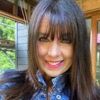 Jackie Jeffery's Instagram, Twitter & Facebook