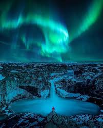 Aurora Borealis Sweeping Over The Landscape Of Ice Aurora Auroraborealis Borealis Ice Landscape Sweepin Northern Lights Iceland Photos Aurora Boreal