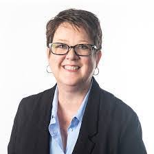 Debbie Tumblin's Instagram, Twitter & Facebook